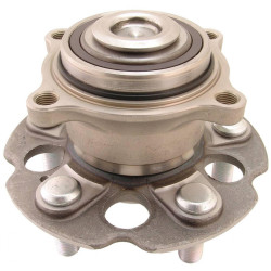 Rear wheel hub
