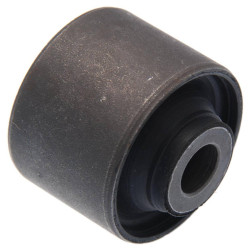 Rear arm bushing