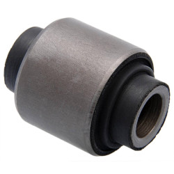 Rear knuckle bushing