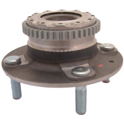 Rear wheel hub