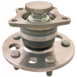 Rear wheel hub