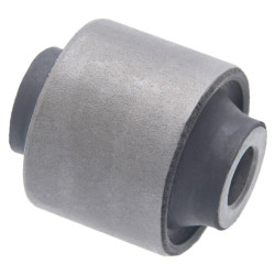 Rear knuckle bushing