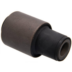 Rear rod bushing