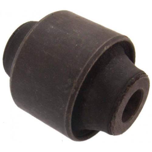 Rear knuckle bushing