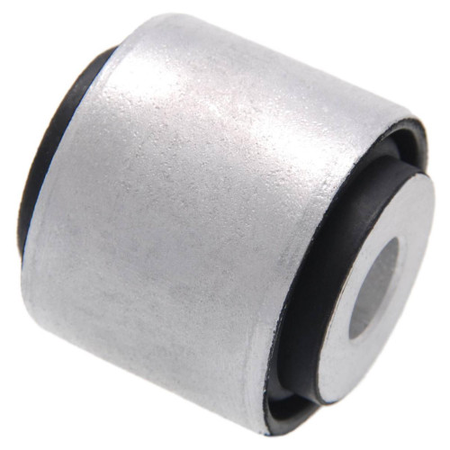 Rear rod bushing