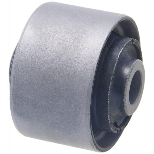 Rear arm bushing