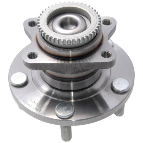 Rear wheel hub