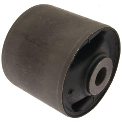 Front differential bushing