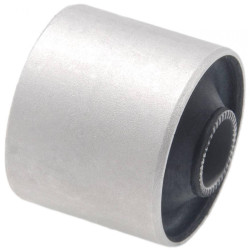 Rear rod bushing
