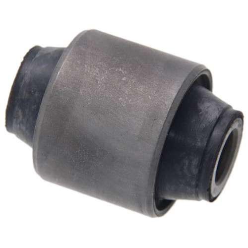 Rear knuckle bushing