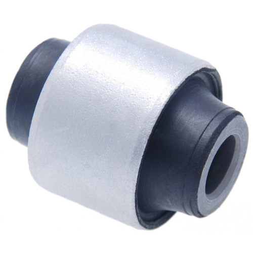 Rear knuckle bushing