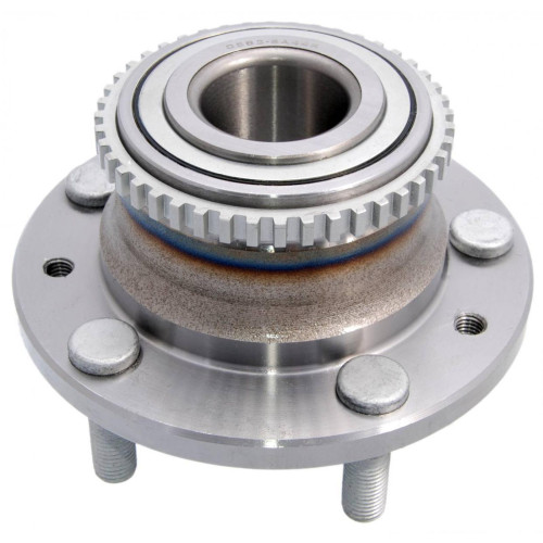 Rear wheel hub