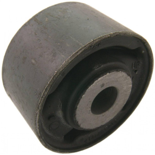 Rear crossmember bushing