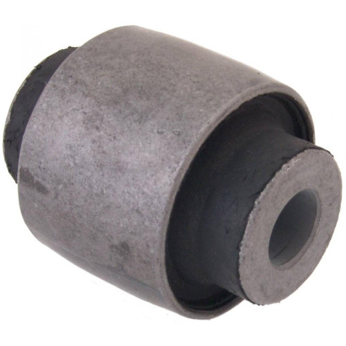 Rear arm bushing