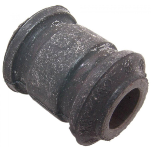 Rear knuckle bushing
