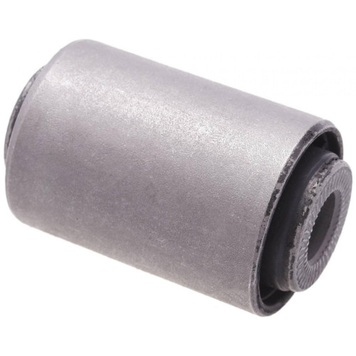 Rear arm bushing