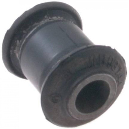 Rear rod bushing