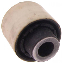 Rear knuckle bushing