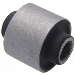 Rear knuckle bushing