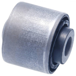 Rear rod bushing