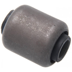 Rear knuckle bushing