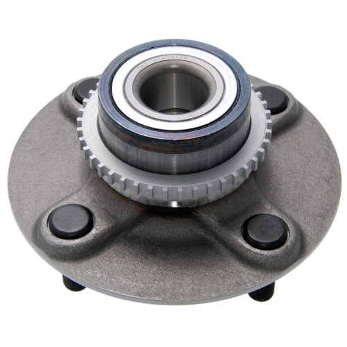 Rear wheel hub