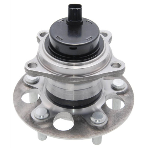 Rear wheel hub