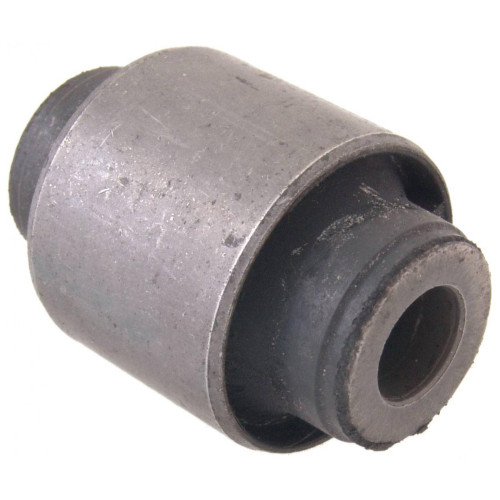 Rear knuckle bushing