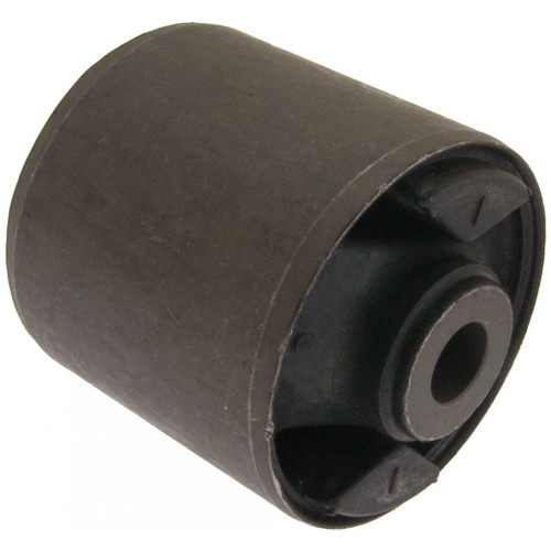 Front differential mount bushing