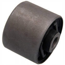 Rear arm bushing