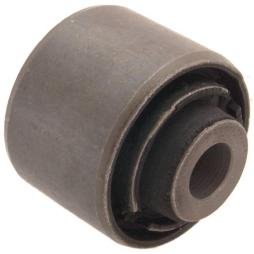 Rear arm bushing